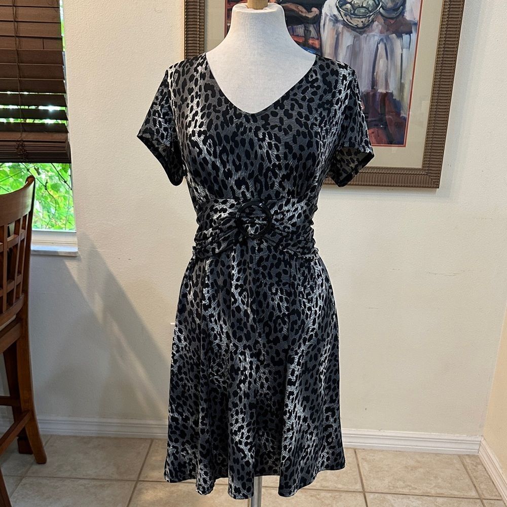AA STUDIO Black/Silver Leopard Print V-Neck Dress Size 12
